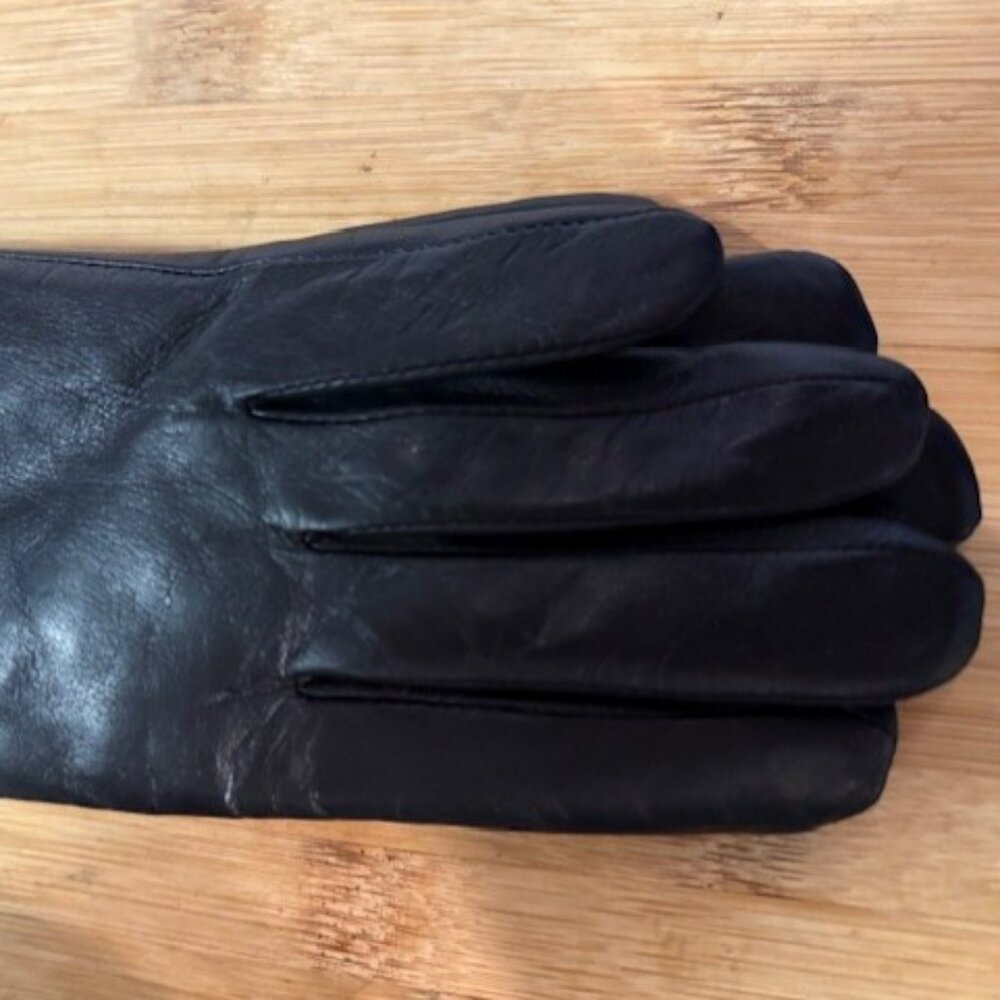 Retro Black leather gloves with pink / pastel floral embroidery - NWT - Picture 14 of 16